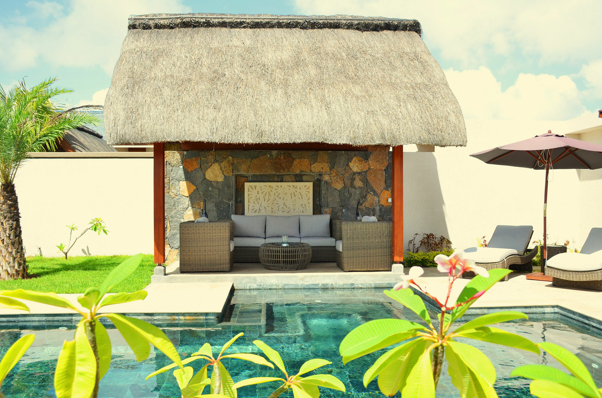 Clos Du Littoral By Fine & Country กรองด์เบย์ ภายนอก รูปภาพ